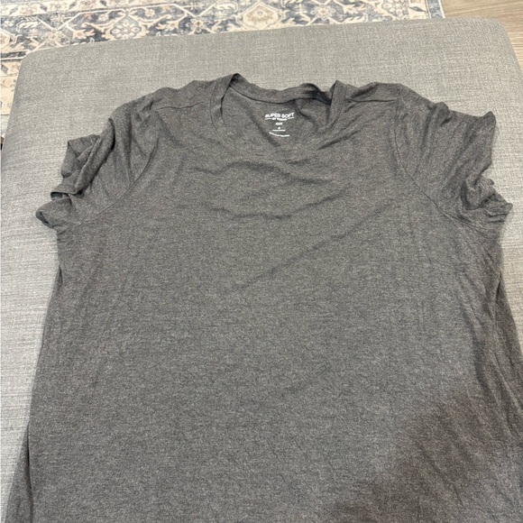 Torrid Charcoal Gray Short Sleeve Tee - Picture 1 of 2